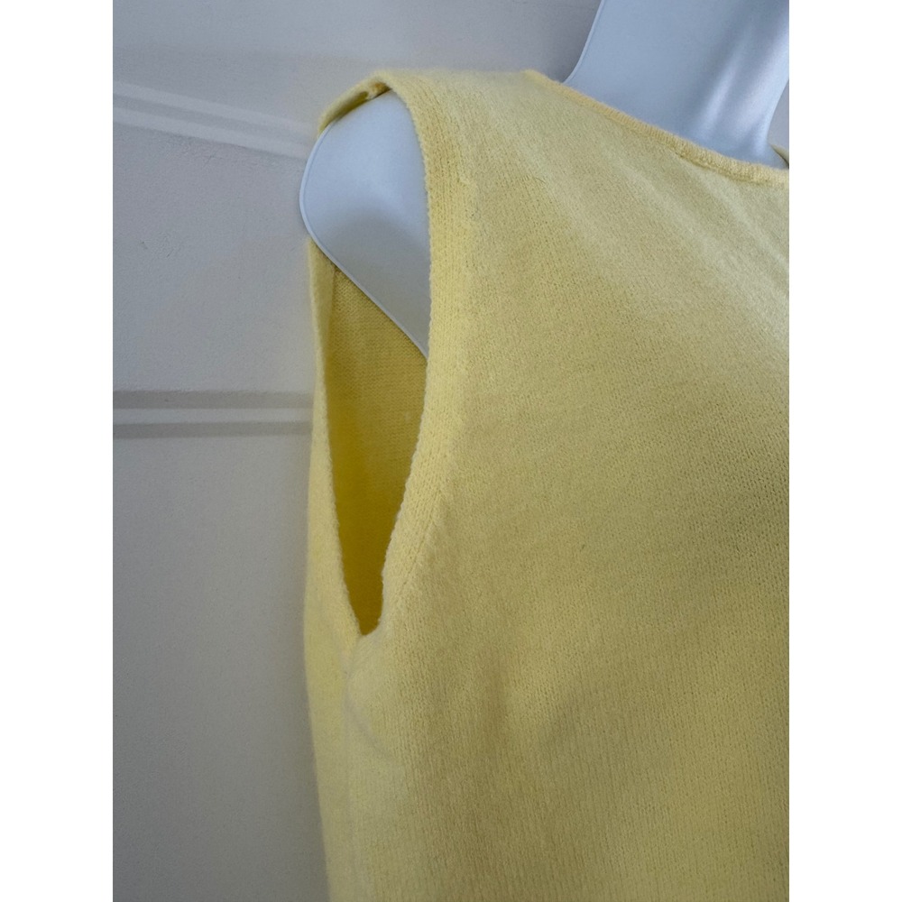 Missguided x Playboy Pastel Yellow Knit Sweater Vest Sleeveless Top Medium - Picture 3 of 8